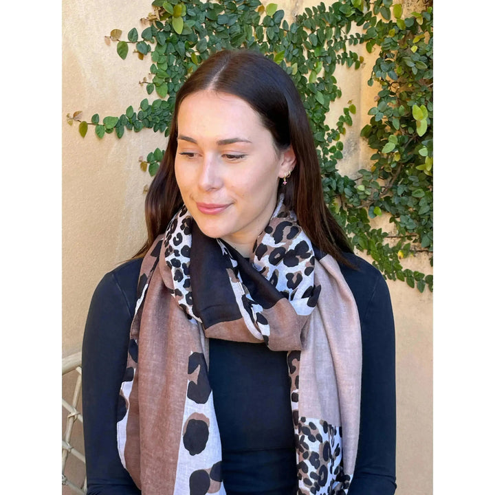 Scarves Australia Fashion Scarves š Leopard Print Scarf - Chocolate Brown Black