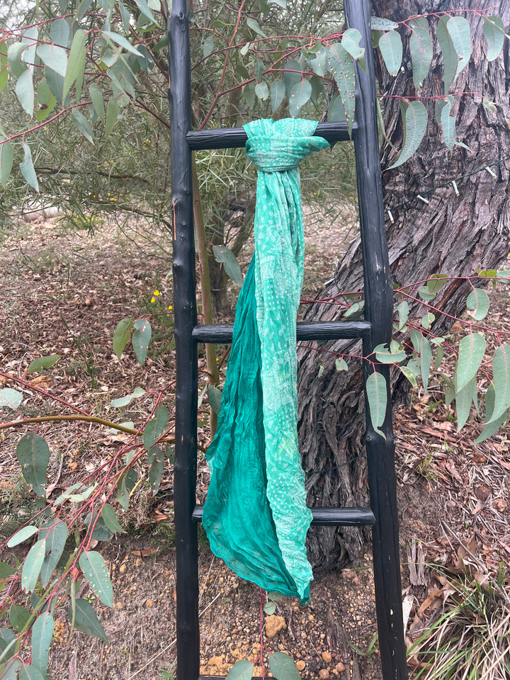 Evergreen Panelled Crinkle Scarf