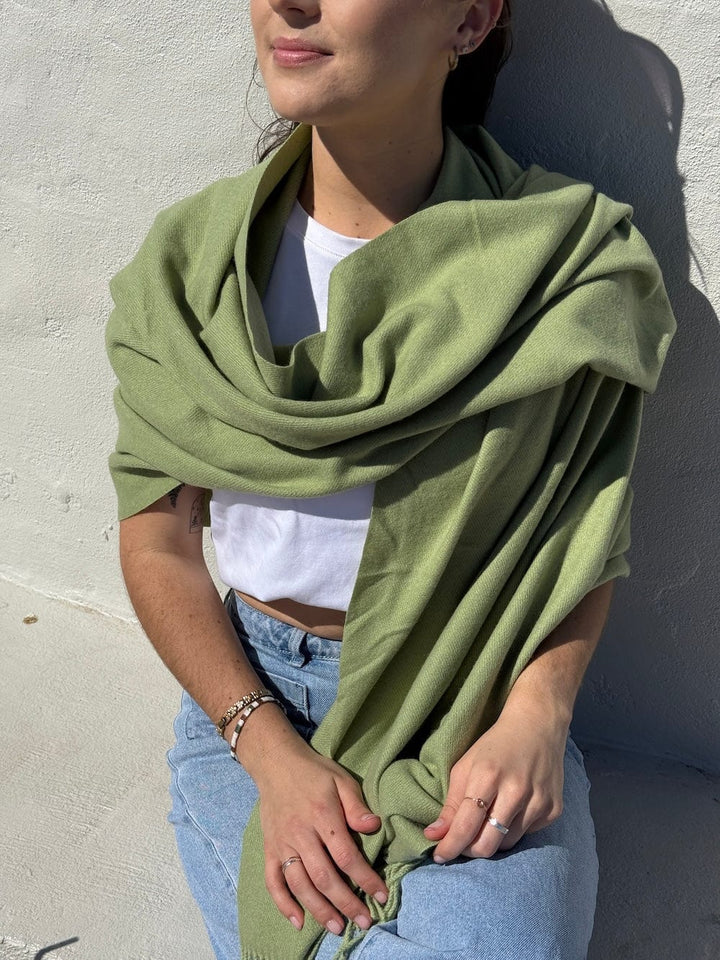 Scarves Australia Apparel & Accessories 💥  Pashmina-style Shawl Leaf Green - Extra Warmth